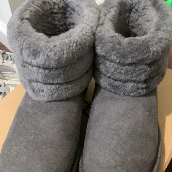 Boots - Picture 6 of 7